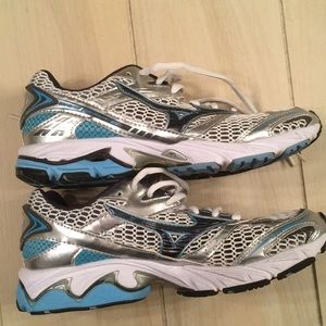 mizuno wave nexus 6 birch